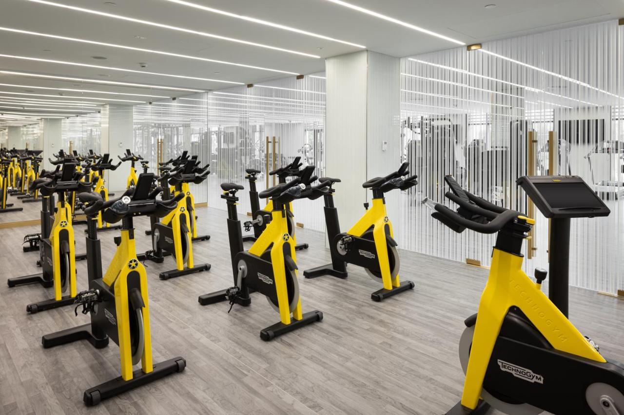 Jumeirah Gulf Of Bahrain Manama Exterior photo The gym at the hotel