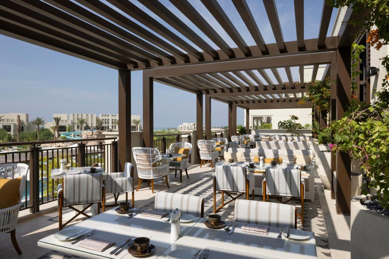 Jumeirah Gulf Of Bahrain Manama Exterior photo The rooftop restaurant