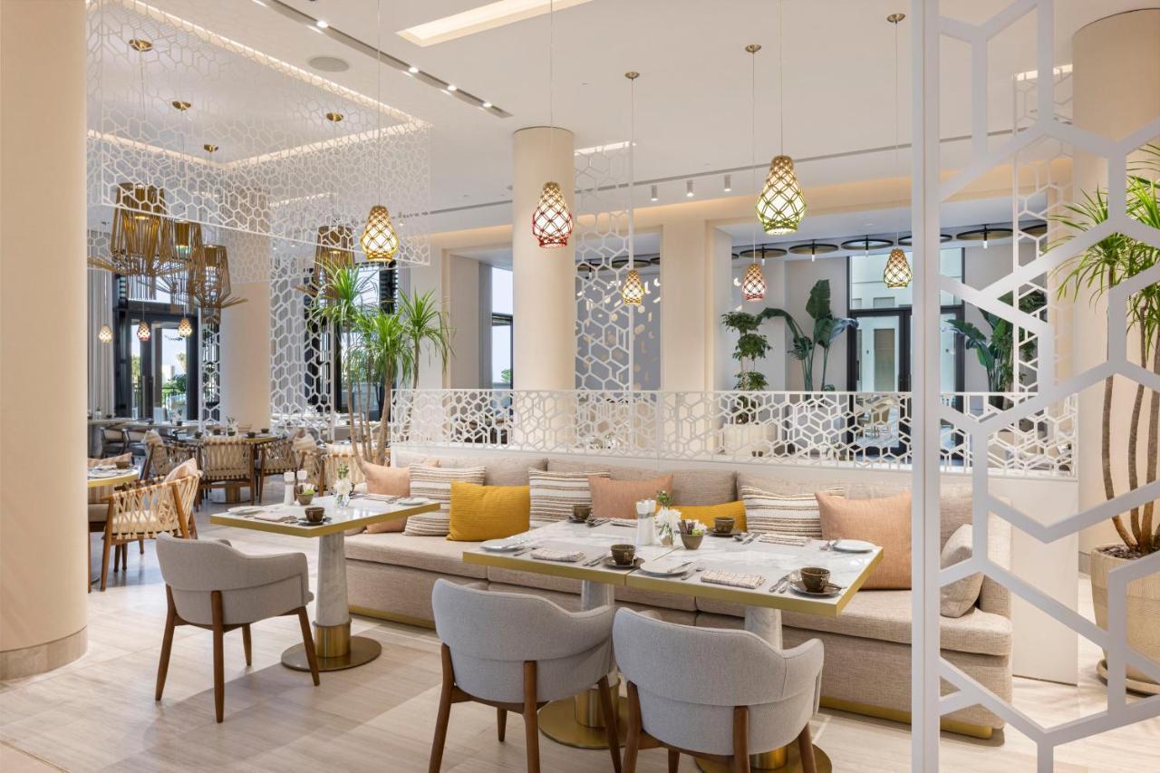 Jumeirah Gulf Of Bahrain Manama Exterior photo The restaurant